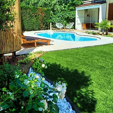 招待所 Picnic And Pool